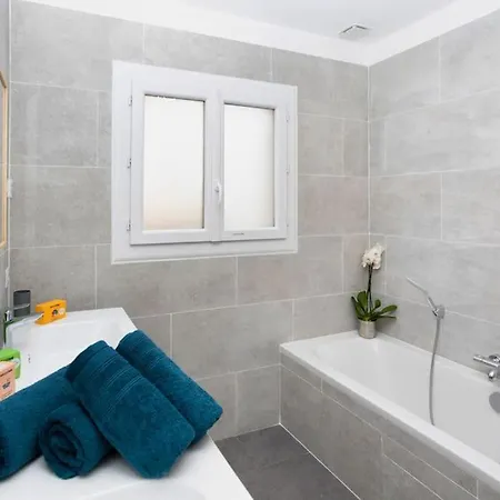 Luxury House 10 People With Sea View * Saint-Raphael (Var)