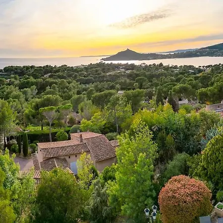 Luxury House 10 People With Sea View Villa *